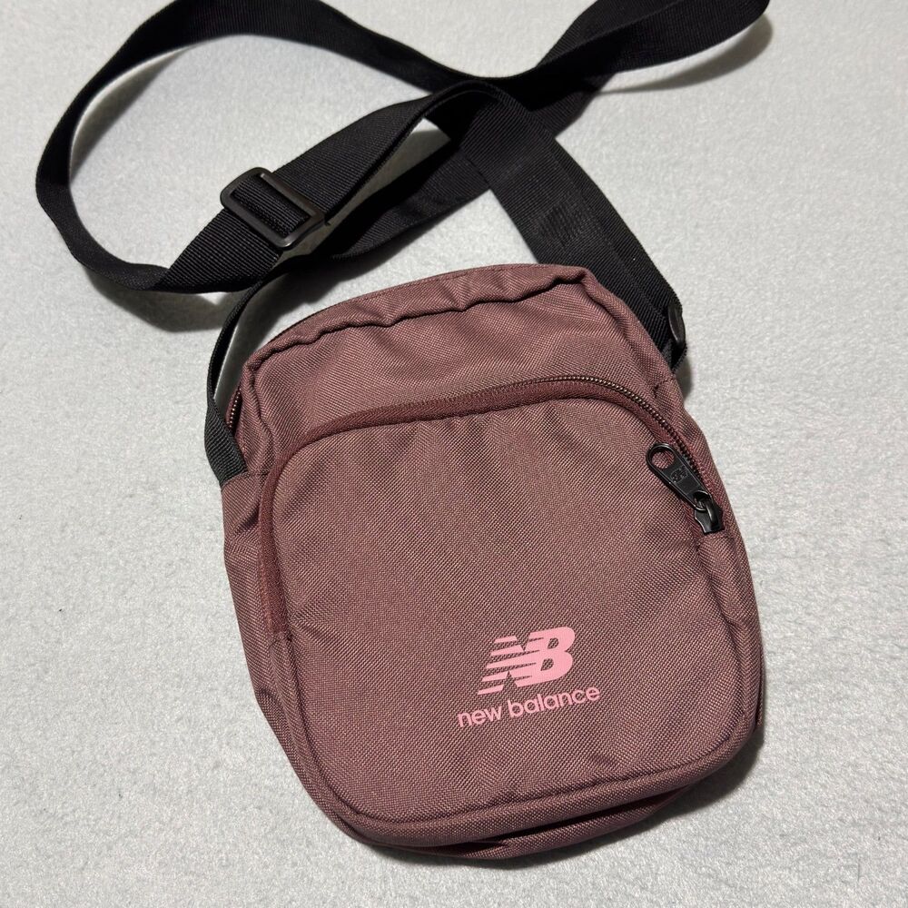 New Balance Crossbody Shoulder Bag Small Zip Adjustable Strap Inner Pocket Rose